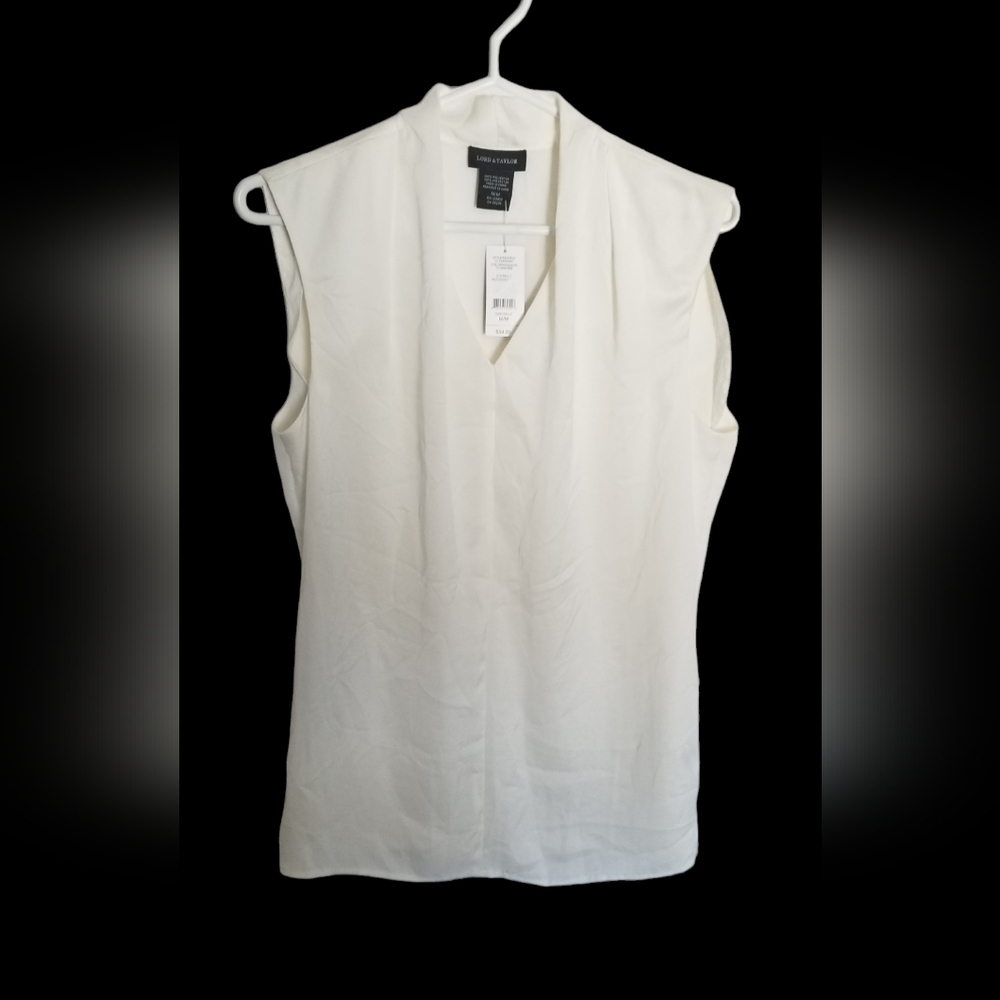 Lord & Taylor Cream Sleeveless Sheer Blouse Size Medium NWT